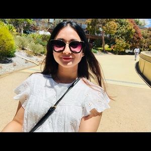 Meet your Posher, Atithi